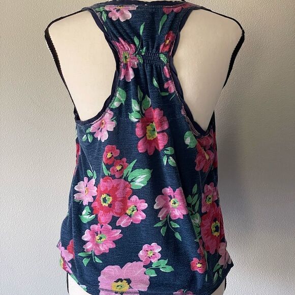 Aeropostale Floral Half Button-Down, Women’s Tank. Size Medium. - Picture 2 of 3